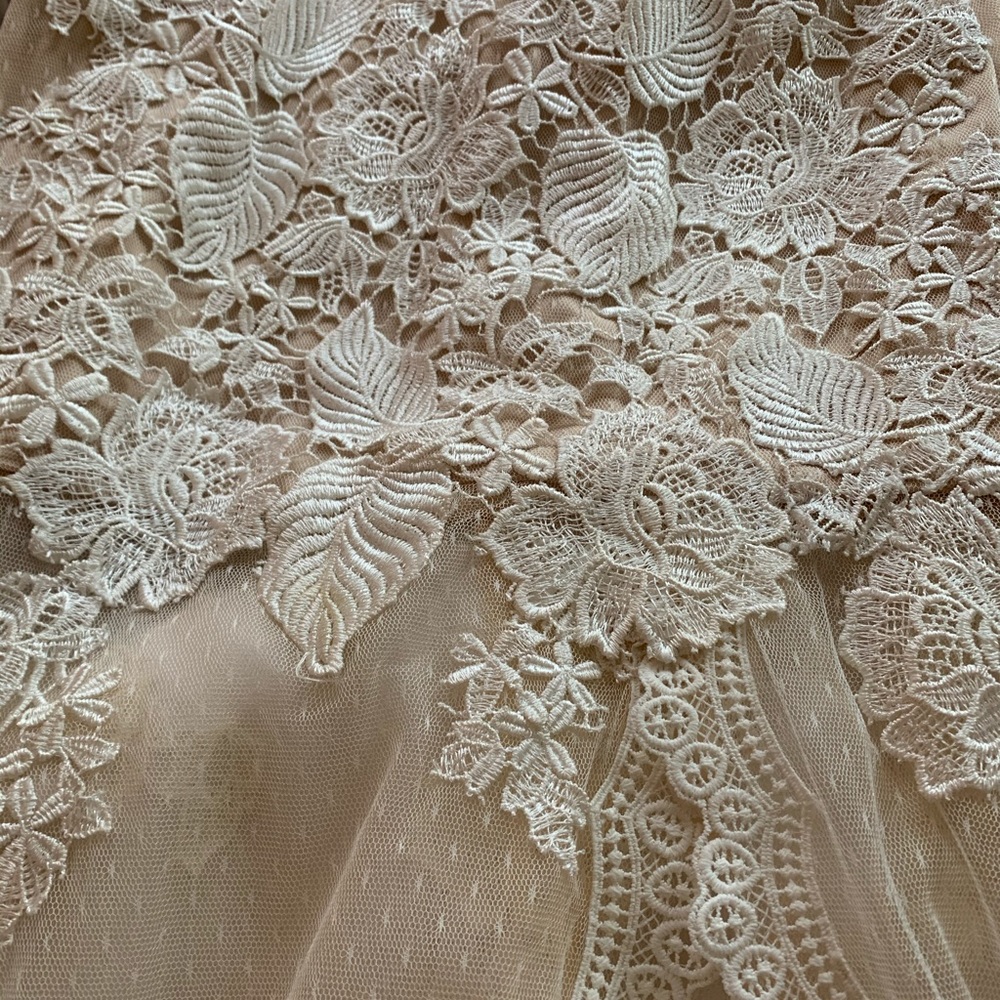 Nude & White Prom Dress size-8 - Picture 5 of 6